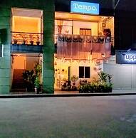 Tempo - Hostel