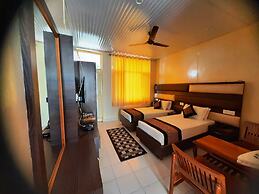 Pops Hotel & Restaurant