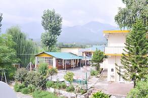 Pops Hotel & Restaurant