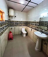 Pops Hotel & Restaurant