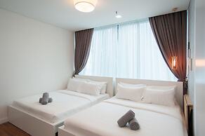 S3 Beautiful 2 Beds Suite - KLCC - KL Tower - WIFI