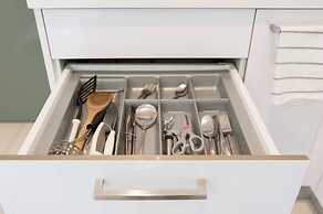 S3 Beautiful 2 Beds Suite - KLCC - KL Tower - WIFI