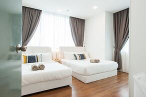 S3 Beautiful 2 Beds Suite - KLCC - KL Tower - WIFI
