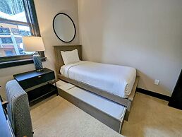 Alders 24 Outpost Dr