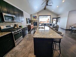 Alders 24 Outpost Dr