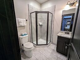 Alders 24 Outpost Dr