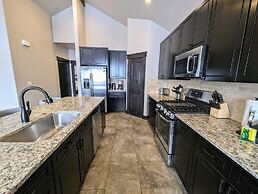 Alders 24 Outpost Dr