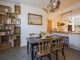 The Tansy House on Queen Street