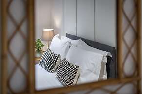 The Tansy House on Queen Street