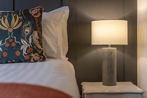 The Tansy House on Queen Street