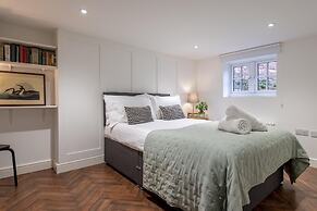 The Tansy House on Queen Street