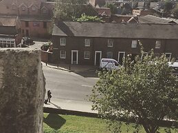 The Tansy House on Queen Street