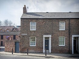 The Tansy House on Queen Street
