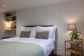 The Tansy House on Queen Street