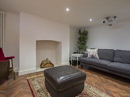 The Tansy House on Queen Street