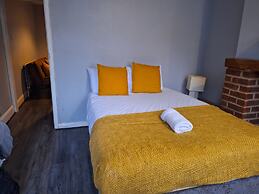 Huku Kwetu - Ferndale House