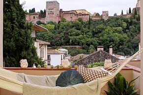 Alhambra Penthouse 2 Private Terraces Parking Free