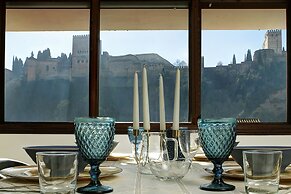 Alhambra Penthouse 2 Private Terraces Parking Free