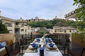 Alhambra Penthouse 2 Private Terraces Parking Free