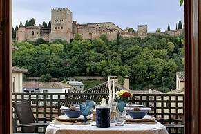 Alhambra Penthouse 2 Private Terraces Parking Free