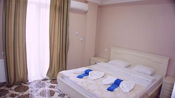 Elite Lux Hotel