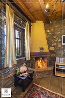 Rouga Mountain Boutique Suites & Spa