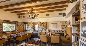 Rouga Mountain Boutique Suites & Spa