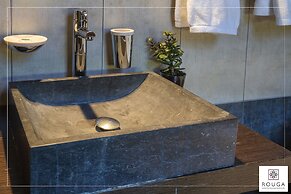 Rouga Mountain Boutique Suites & Spa