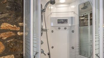 Rouga Mountain Boutique Suites & Spa