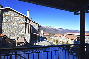 Rouga Mountain Boutique Suites & Spa