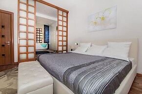 ApartExpo on Kutuzovsky 35