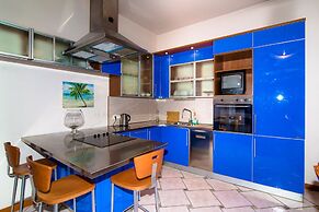 ApartExpo on Kutuzovsky 35