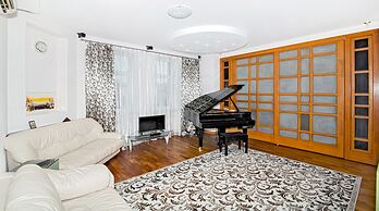 ApartExpo on Kutuzovsky 35