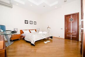 ApartExpo on Kutuzovsky 35-30