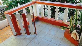 Scraper's Guest House