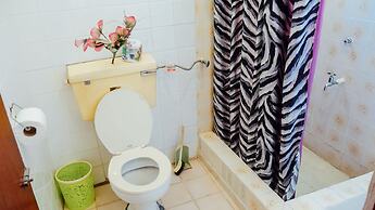 Scraper's Guest House