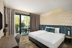 Kenese Bay Garden Resort & Conference Hotel