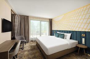 Kenese Bay Garden Resort & Conference Hotel