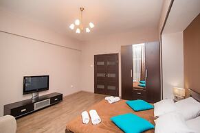 ApartExpo on Kutuzovsky 33