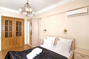 ApartExpo on Kutuzovsky 35-2