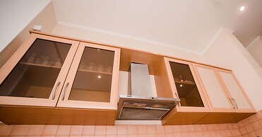 ApartExpo on Kutuzovskiy 26 Apartment