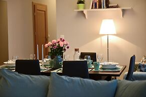 La Gioia Elegant Spacious Apartment