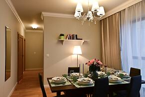 La Gioia Elegant Spacious Apartment