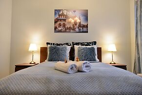 La Gioia Elegant Spacious Apartment