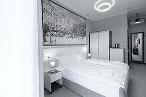 Opera Passage Hotel & Apartaments