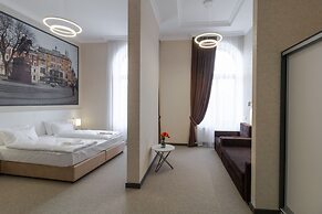 Opera Passage Hotel & Apartaments