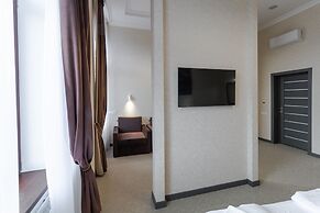 Opera Passage Hotel & Apartaments