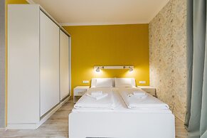 Opera Passage Hotel & Apartaments