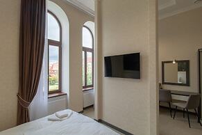 Opera Passage Hotel & Apartaments