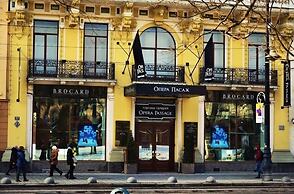 Opera Passage Hotel & Apartaments